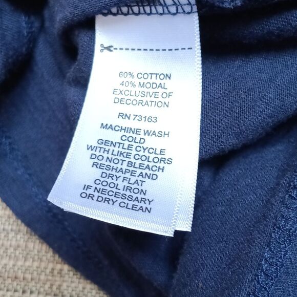 Cable & Gauge Women's Navy Blue Top - Picture 5 of 5